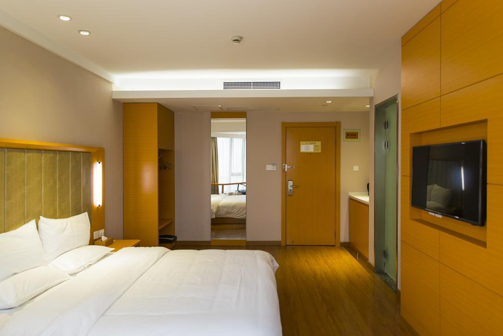 Ji Hotel Panjin Railway Station Exterior photo